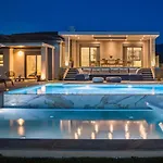 Avgi Luxury