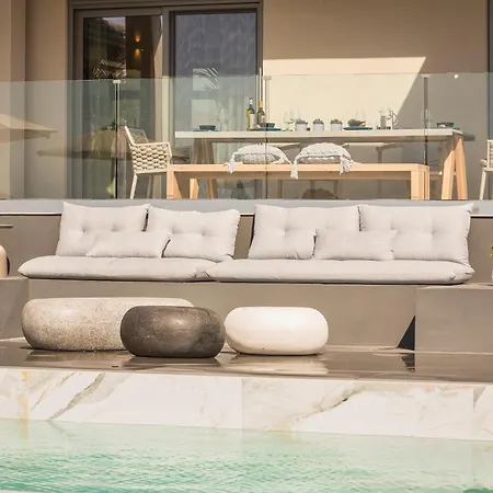 Avgi Luxury Villa Svoronata