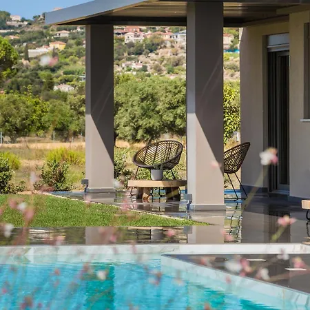 Avgi Luxury Σβορωνάτα