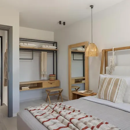 Helios Luxury Villas *