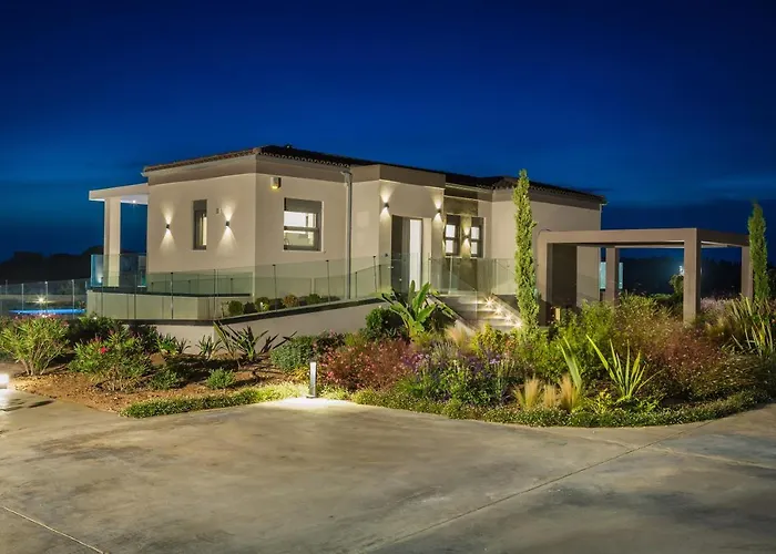 Avgi Luxury * Σβορωνάτα