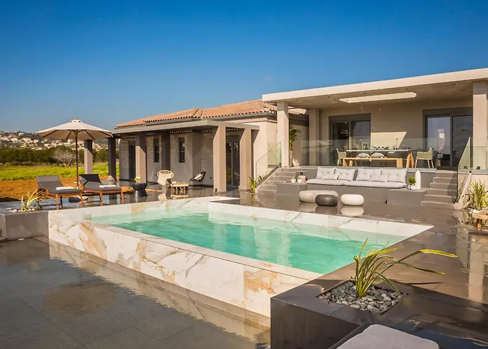 Avgi Luxury Σβορωνάτα