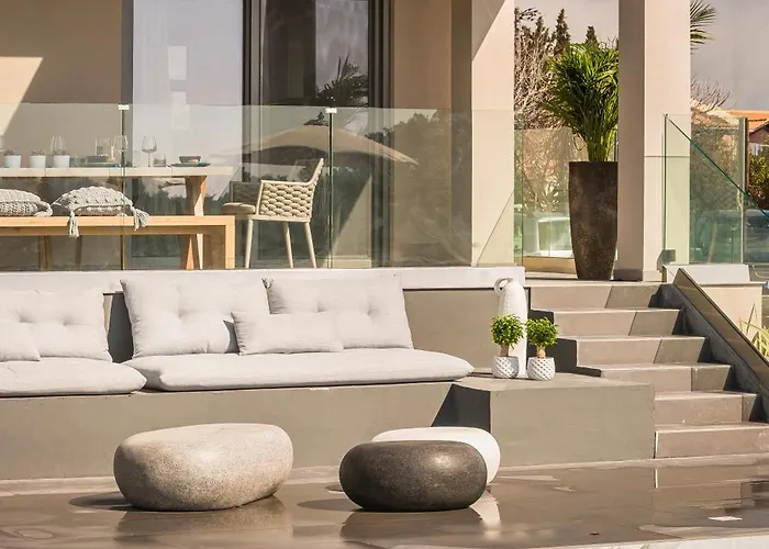 Avgi Luxury * Σβορωνάτα